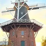 Idyllisches Naehe Meyer Werft * Papenburg